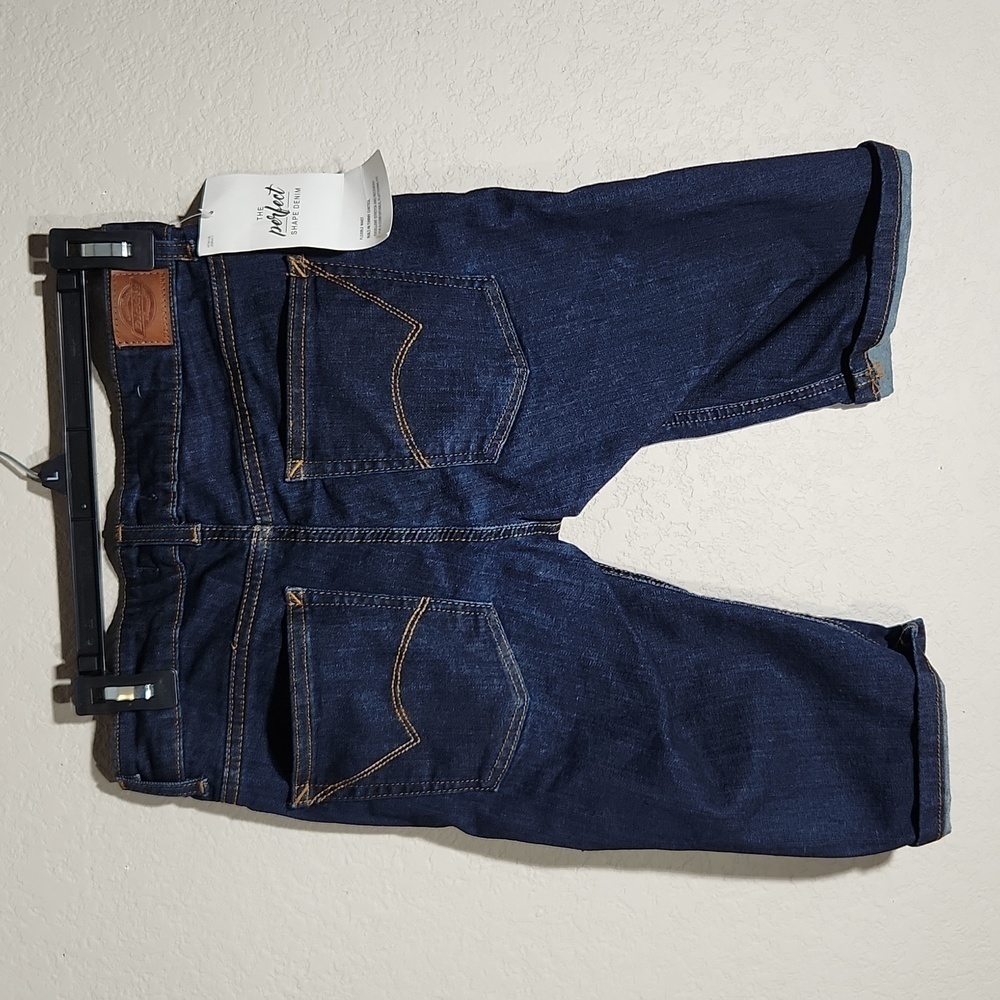 Dickies Shorts Womens Size 2 Bermuda The Perfect Shape Denim Long Shorts New Nwt